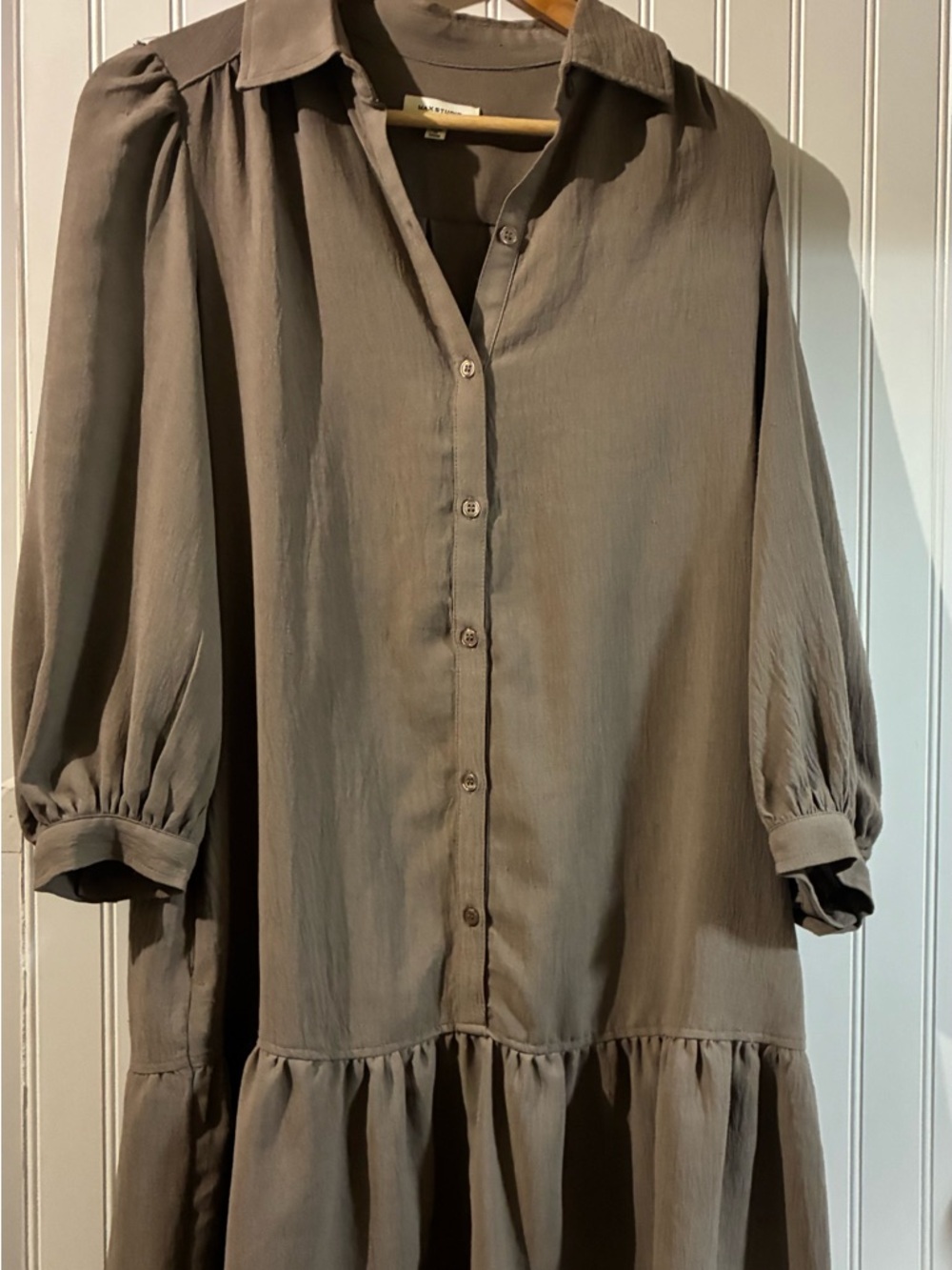 Max Studio Taupe Button-Front Puff Sleeve Dress